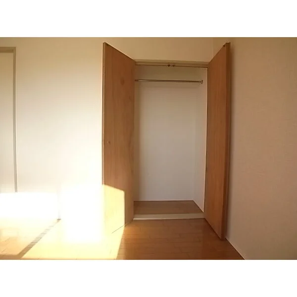 家具設置前のお部屋の画像になります