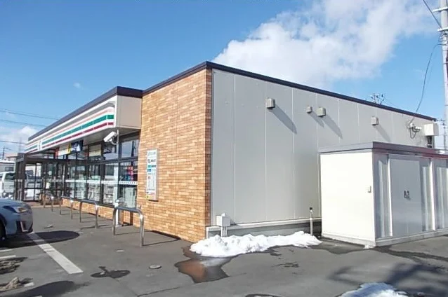 セブンイレブン八太郎２丁目店まで200m