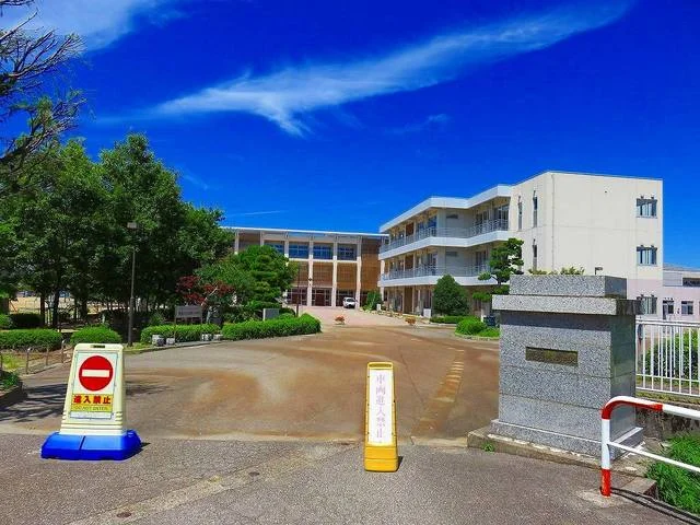福野小学校まで3000m