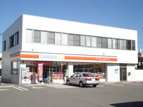 ローソン サン二の宮通店まで400m