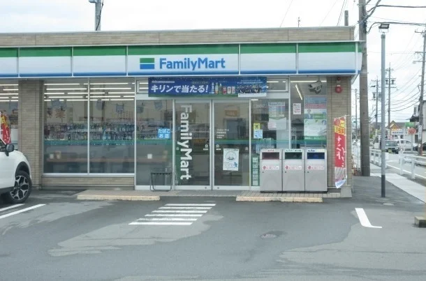 ファミリーマート伊勢萩原店まで99m