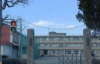 豊浜西小学校まで3600m