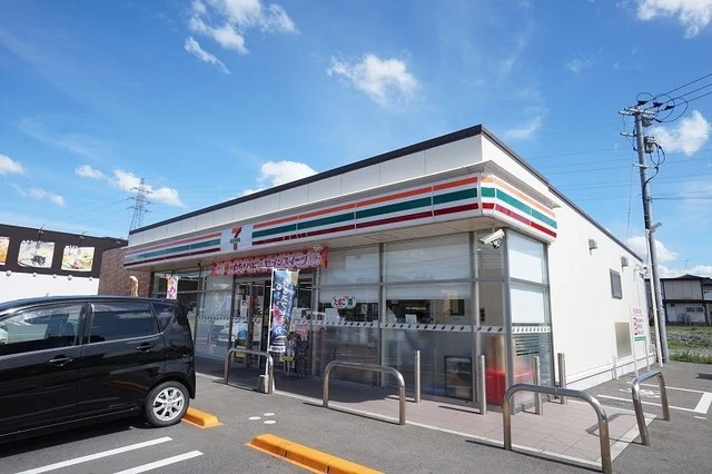 セブンイレブン　岡垣山田店まで780m