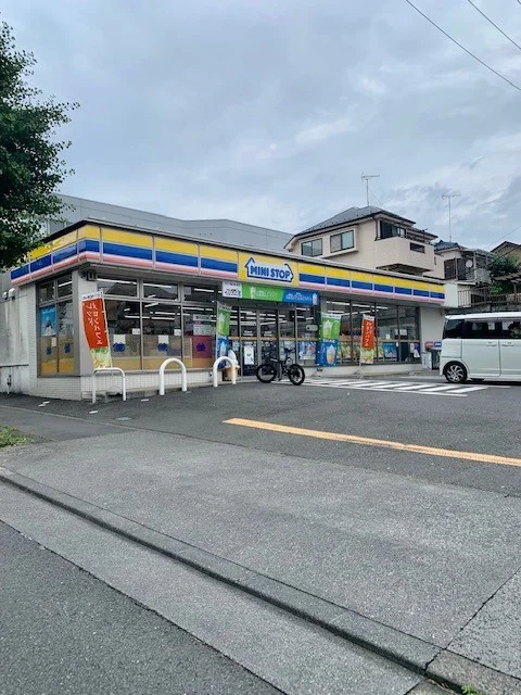 ミニストップ羽村市役所前店まで300m
