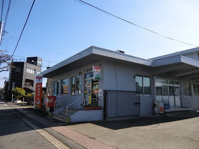 綾郵便局まで450m