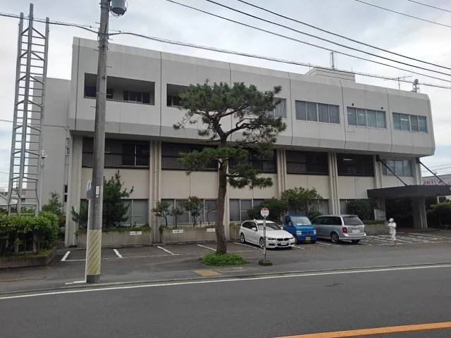 葉山警察署まで1780m