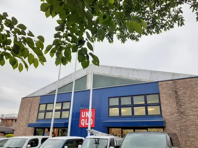 ユニクロまで450m