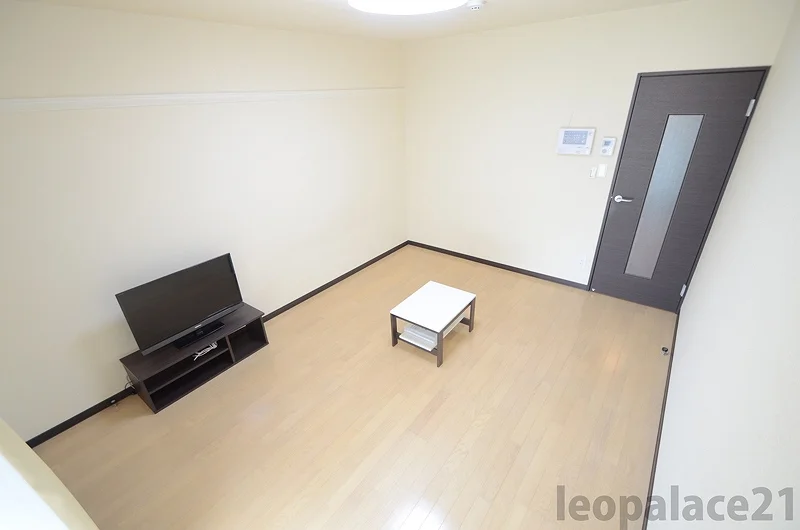 設備・仕様は号室により異なる為、現況を優先致します。