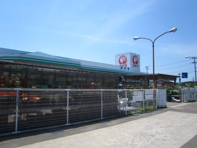 コメリハード＆グリーン仁賀保店まで1200m