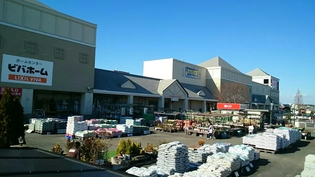 ブランニューモールまで0m