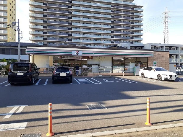 セブン　さいたま宮原1丁目西店まで350m