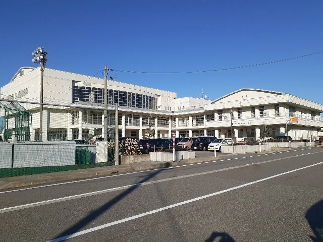 大庄小学校まで750m