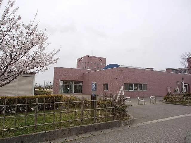 新潟国際情報大学まで750m