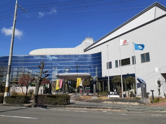 ふれあい交流館ゆうホールまで190m