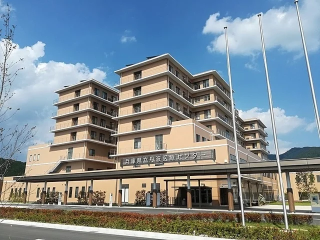 兵庫県立丹波医療センターまで950m