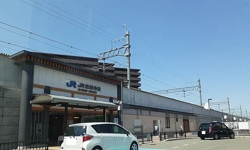 JR総持寺駅まで1000m
