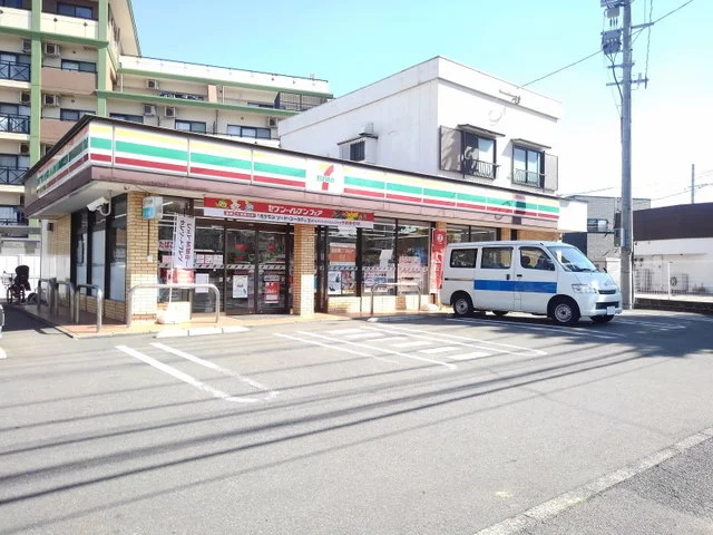 セブンイレブン博多諸岡店まで600m