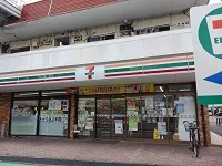 セブンイレブンまで27m