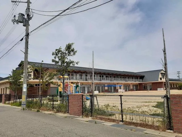 裏館保育所まで280m