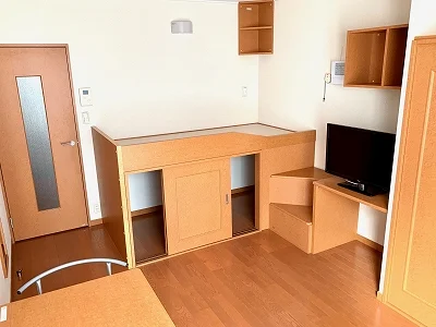 ハイベッドタイプのお部屋です