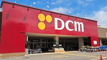 DCM厚別東店まで800m