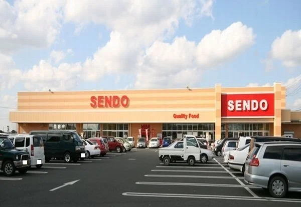 SENDO 東金プラザ店まで1500m