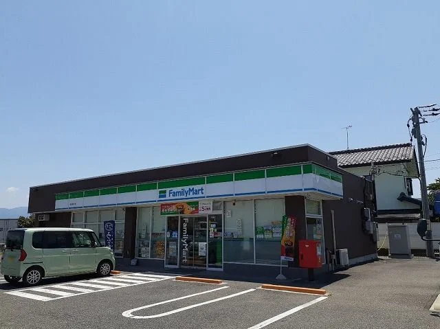 ファミリーマート　松本梓川店まで550m