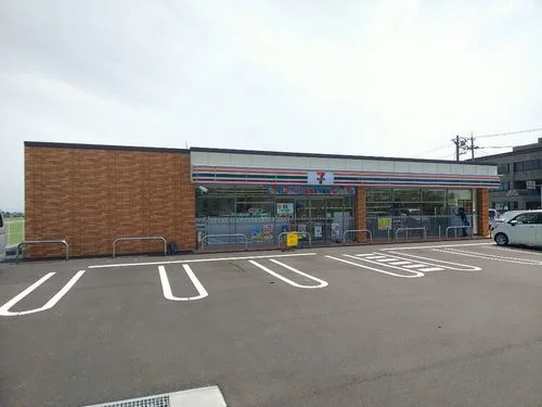 セブンイレブン あわら国影店まで800m