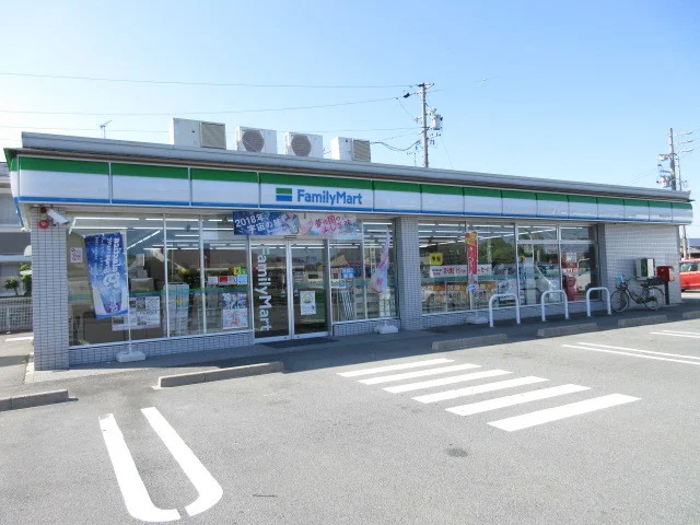 ファミリーマートおばた明野店まで800m