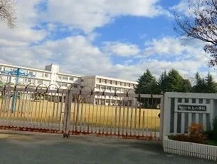 水上小学校さんまで1900m