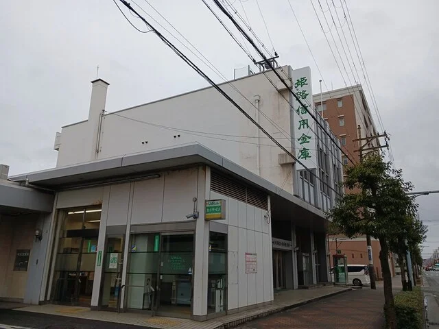 姫路信用金庫まで65m