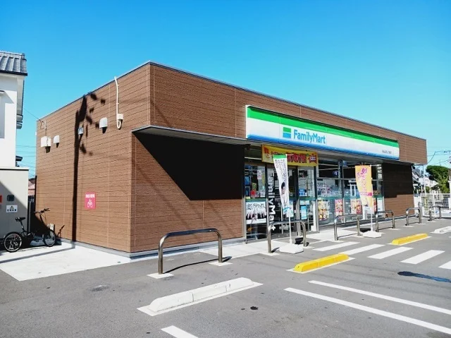 ファミリーマート立花２丁目店様まで350m