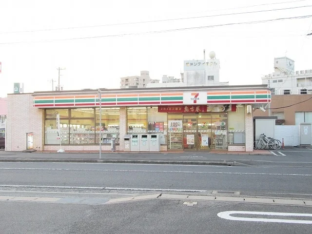 セブンイレブン柳井南町３丁目店まで500m