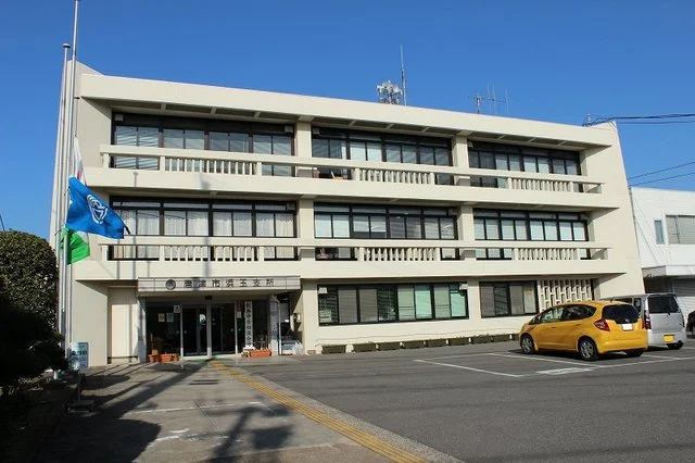 唐津市浜玉支所まで2500m