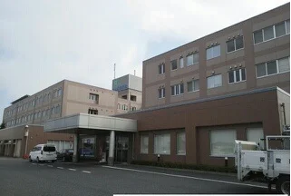 小山記念病院まで520m