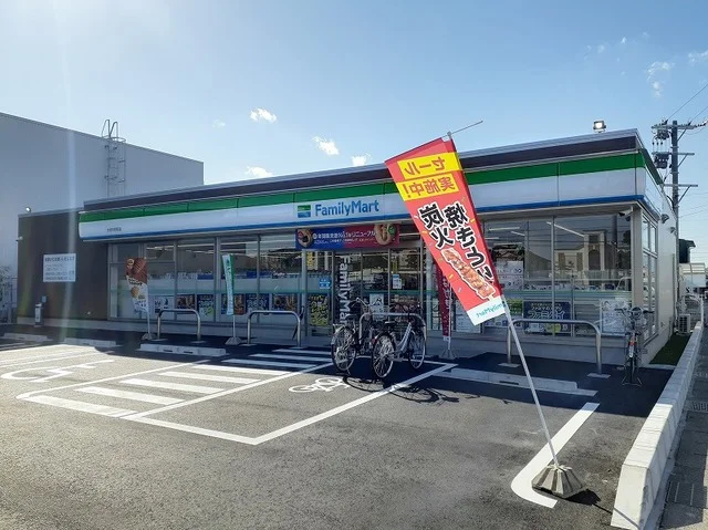ファミリーマート大垣中野町店まで578m