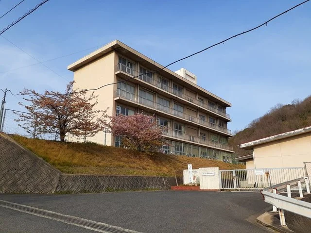 野々浜小学校まで900m