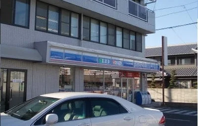 ローソンさんまで750m