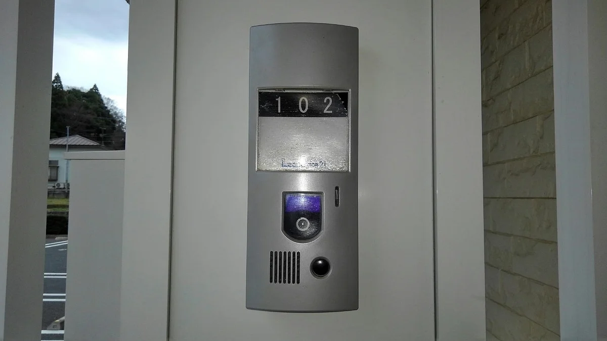 モニター付きインターフォン