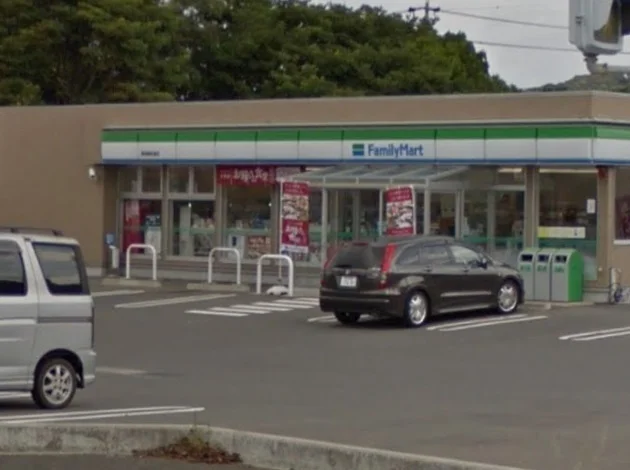 ファミリーマート 御前崎佐倉店まで500m