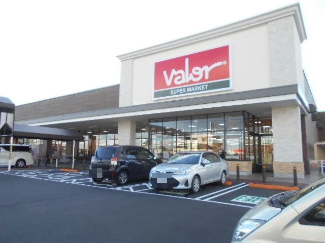 バロー穂積店まで900m