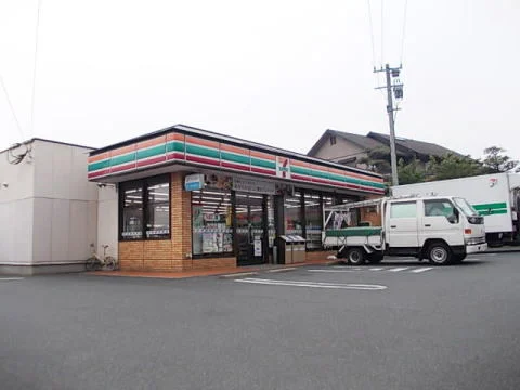 セブンイレブン大里インター店まで1400m