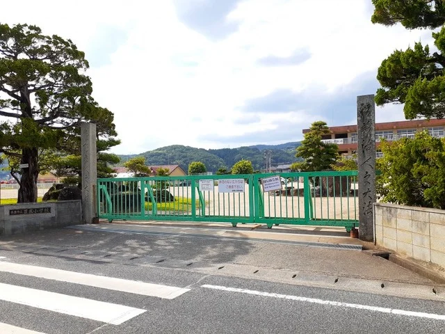 荏原小学校まで1330m