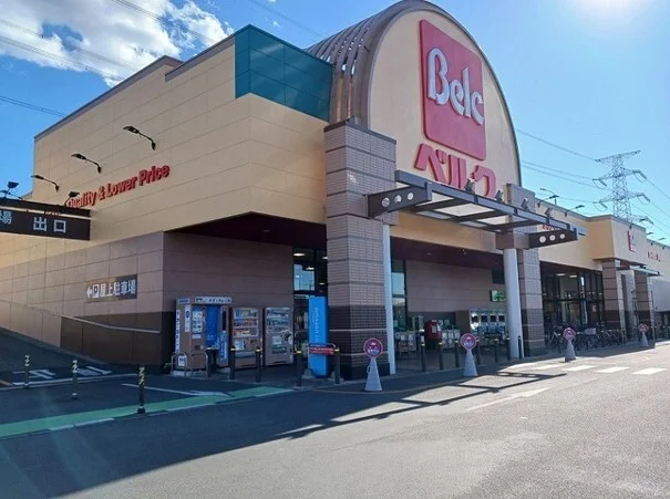 ベルク鴻巣宮前店まで1430m