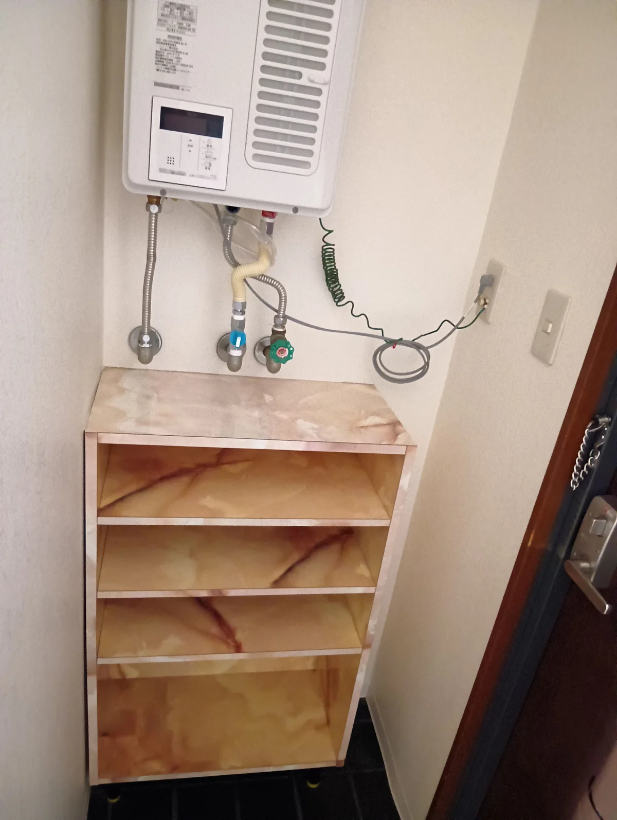 シューズボックス