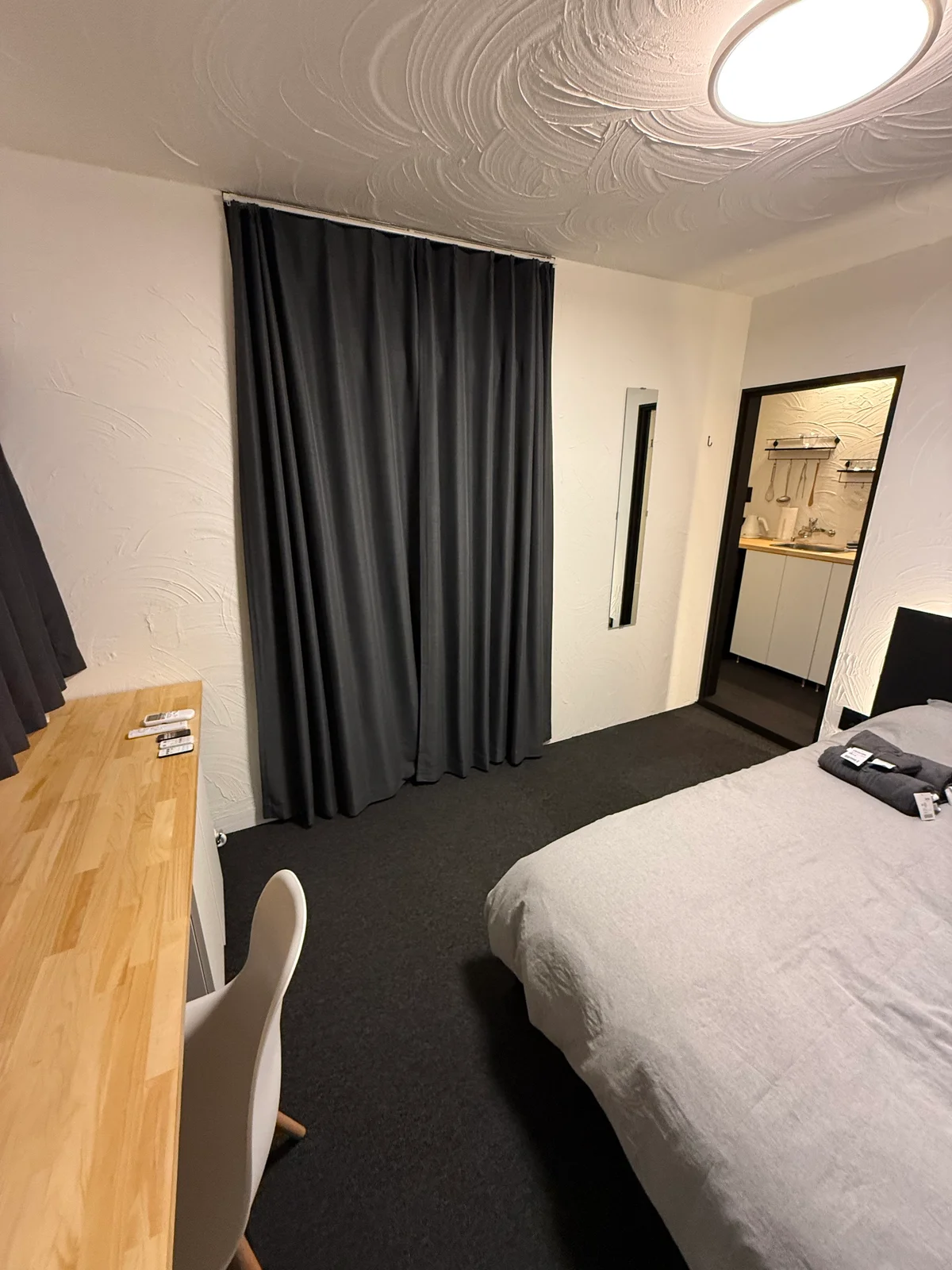 角部屋なので2面採光で気持ちいい日スタートを切れます！