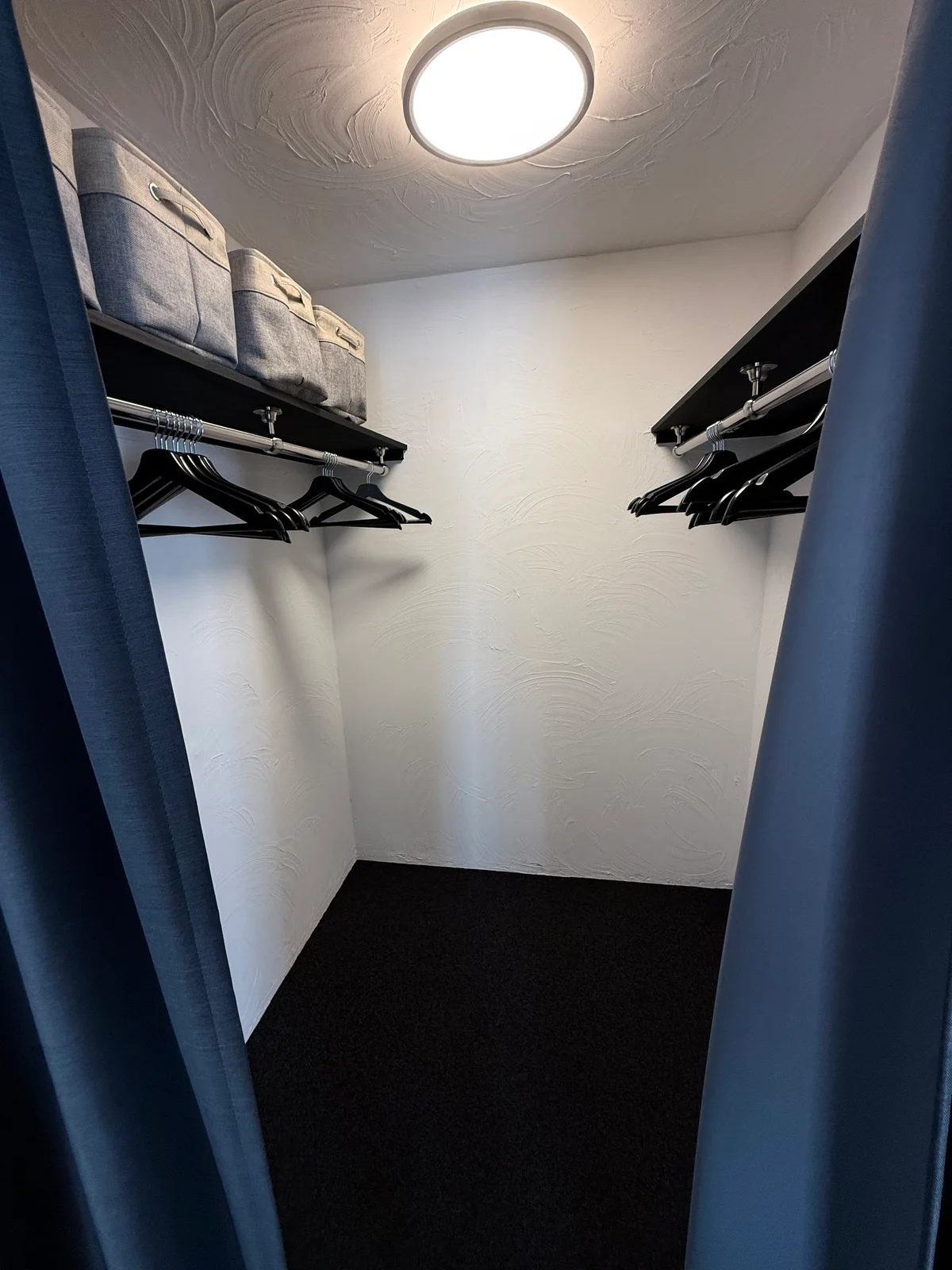 たくさん収納可能なウォークインクローゼット