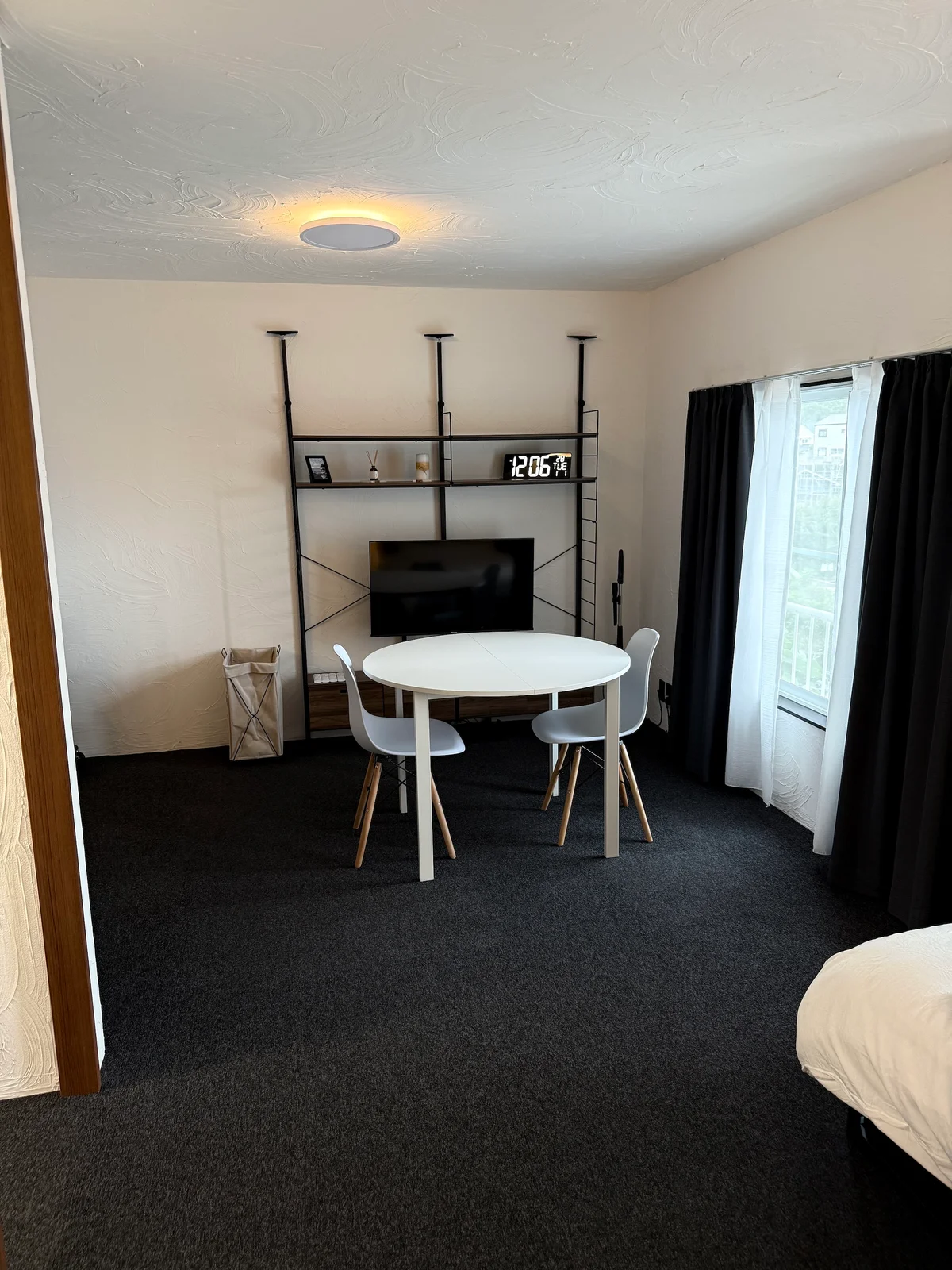 40インチテレビ、ワーキングスペース