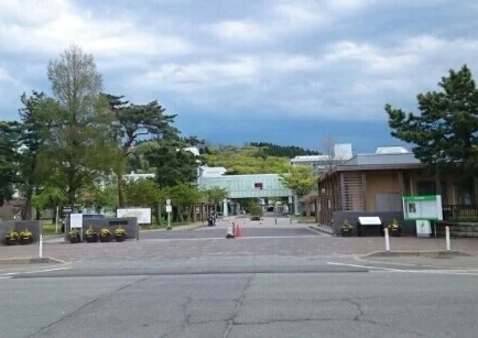 秋田大学まで2200m