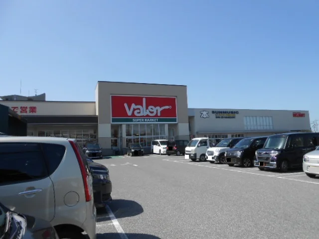 バロー八日市店様まで800m